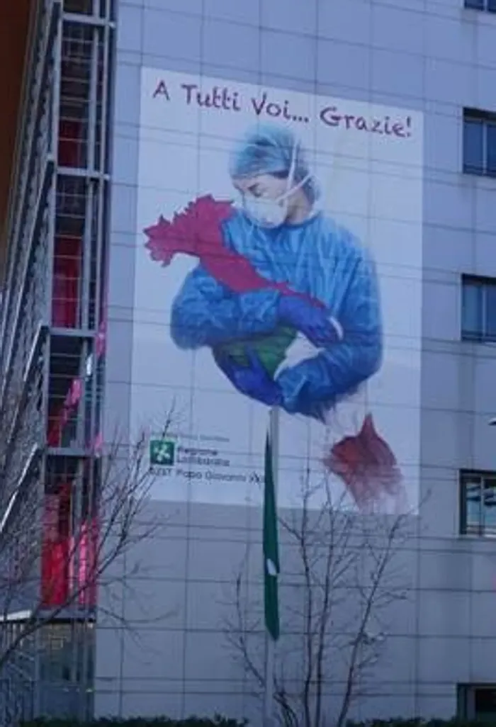 Ospedale Papa Giovanni , il murales per ricordare la pandemia