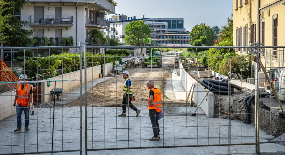 Il cantiere Teb di via CorridonI. si chiudono venerdì i lavori Il cantiere Teb di via CorridonI. si chiudono venerdì i lavori