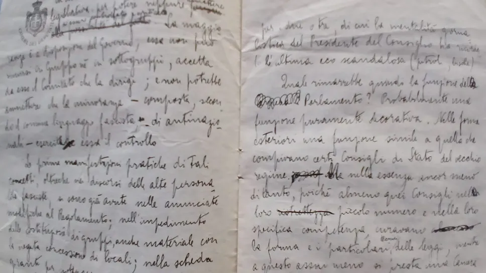 Due delle otto pagine manoscritte trovate a Pontirolo Nuovo