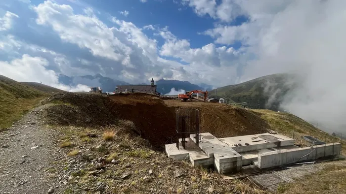https://storage.ecodibergamo.it/media/photologue/2025/9/7/photos/cache/foppolo-dopo-dieci-anni-si-coprono-gli-ex-cantieri-della-cabinovia_8f0025d2-8b5a-11f0-bb73-e14b66d64ae4_1920_1080_v3_large_16_9.webp