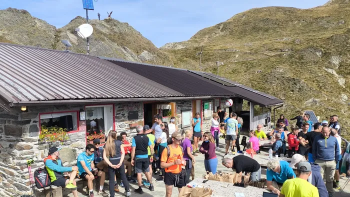 https://storage.ecodibergamo.it/media/photologue/2025/9/8/photos/cache/rifugi-nella-bergamasca-unestate-di-grandi-numeri-anche-dallestero_d7739500-8c8c-11f0-9b1b-59e071c2bee2_1920_1080_v3_large_16_9.webp