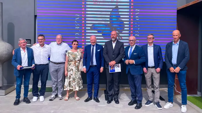 https://storage.ecodibergamo.it/media/photologue/2025/9/9/photos/cache/la-passione-di-yara-torna-in-campo-piu-di-un-torneo-e-una-scuola-di-vita_5d7f4be4-8cf1-11f0-9b1b-59e071c2bee2_1920_1080_v3_large_16_9.webp