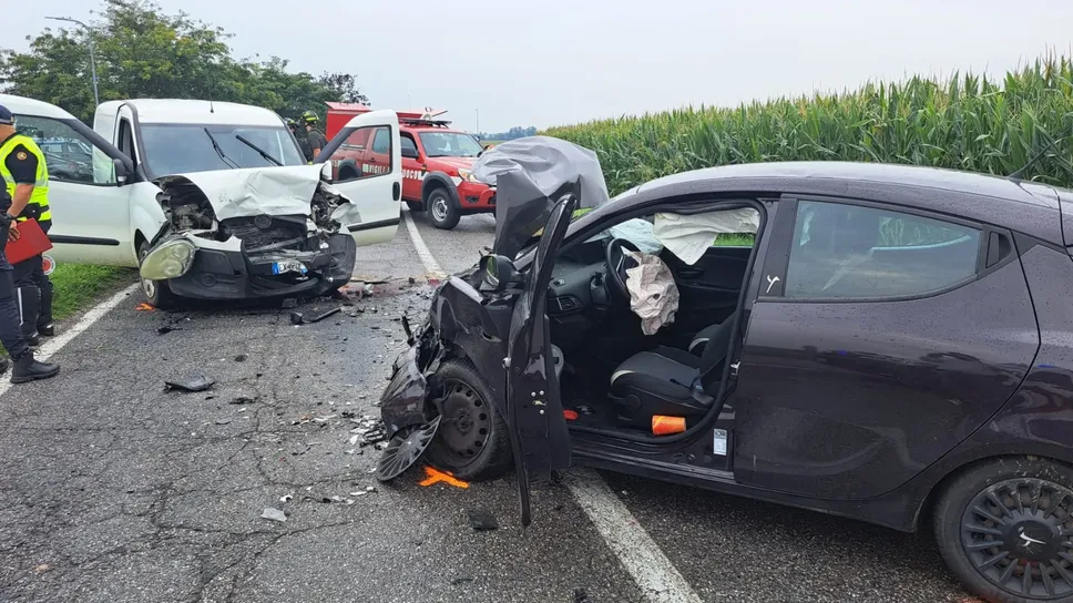 Le auto coinvolte nello schianto di Cologno al Serio: due i feriti, non gravi