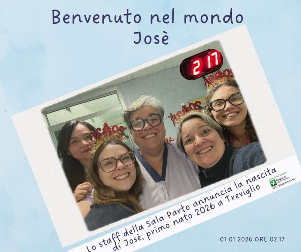 La felicità dello staff della sala parto dell’ospedale di Treviglio per la nascita di Josè