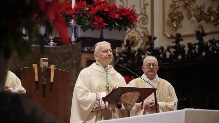 in cattedrale il richiamo alla pace del vescovo serve costruire e ricostruire ponti