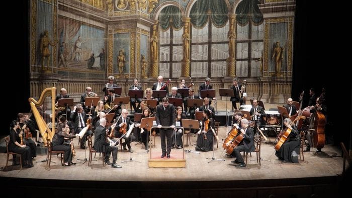 sulle note del valzer di strauss si apre il nuovo anno al sociale foto e video da Ecodibergamo.it sulle note del valzer di strauss si apre il nuovo anno al sociale foto e video