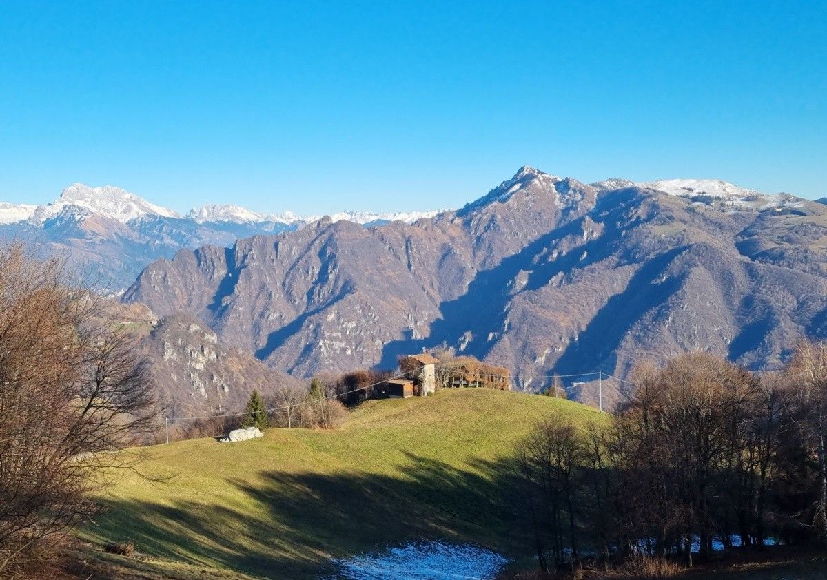Salendo verso Cavlera  (dicembre 2024)
