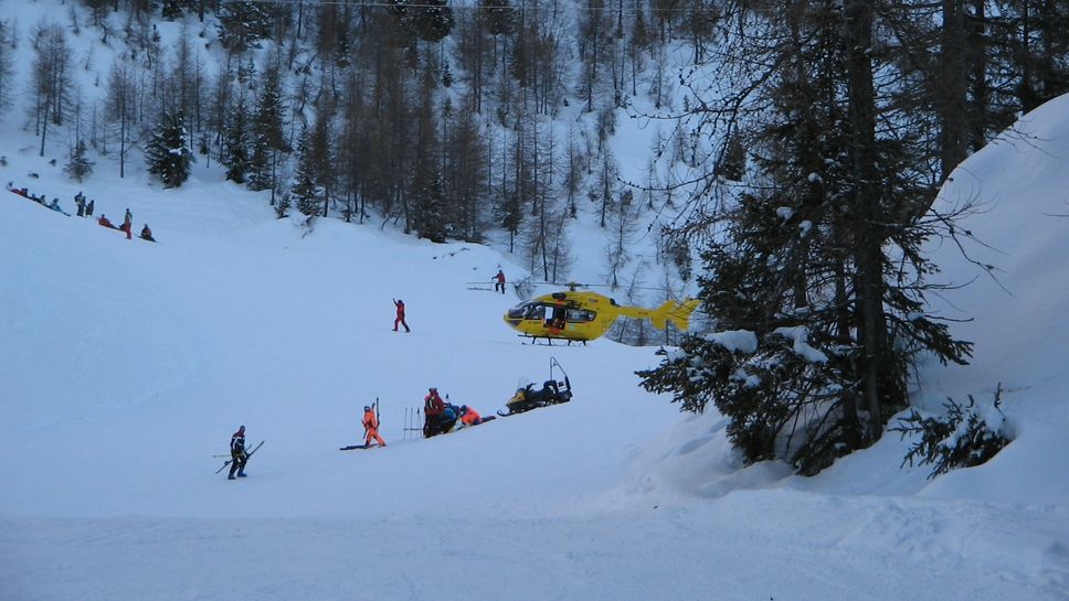 Elisoccorso in azione a Coleree Valbondione nella mattinata di sabato 10 gennaio per soccorrere sciatori ed escursionisti caduti e infortunati
