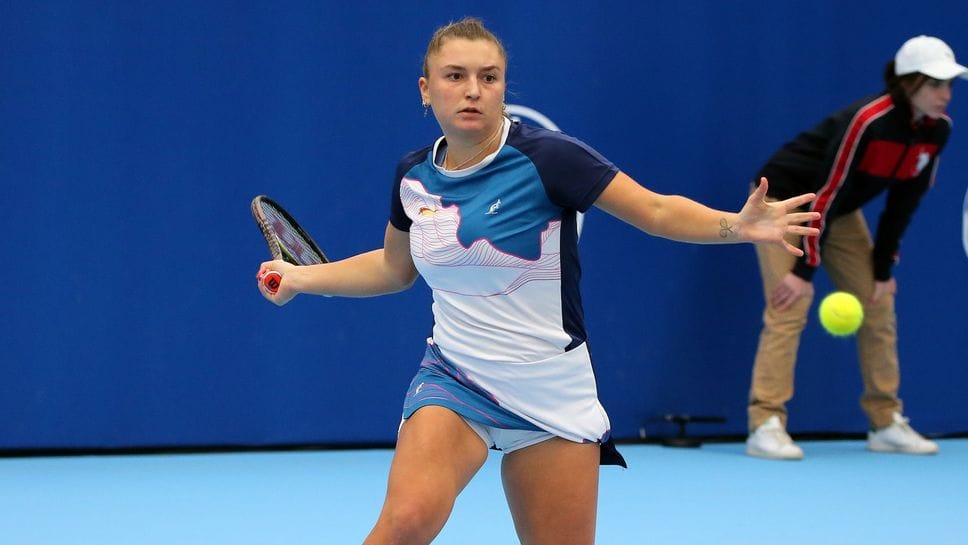 Lisa Pigato, 22 anni, in azione sul cemento di Nonthaburi (60mila dollari) in Thailandia. La bergamasca si è fermata in finale ma può fare un salto di qualità