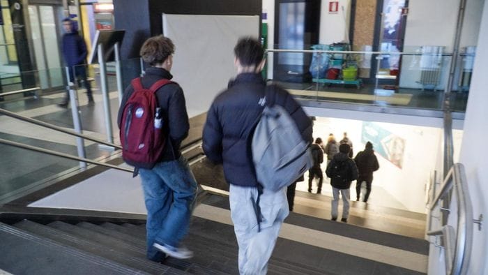 stazione riaperto il sottopasso pi249 stretto e con telecamere in attesa dei due sovrappassi foto e video