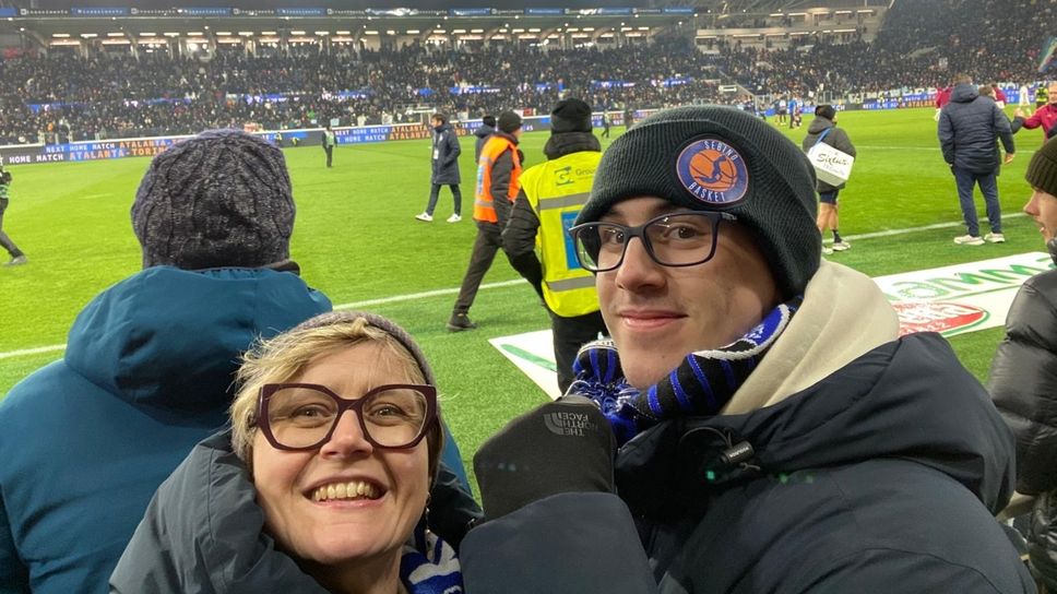 Laura Briolini e Matteo Citelli con il premio mensile di novembre hanno visto Atalanta-Roma in pitch view