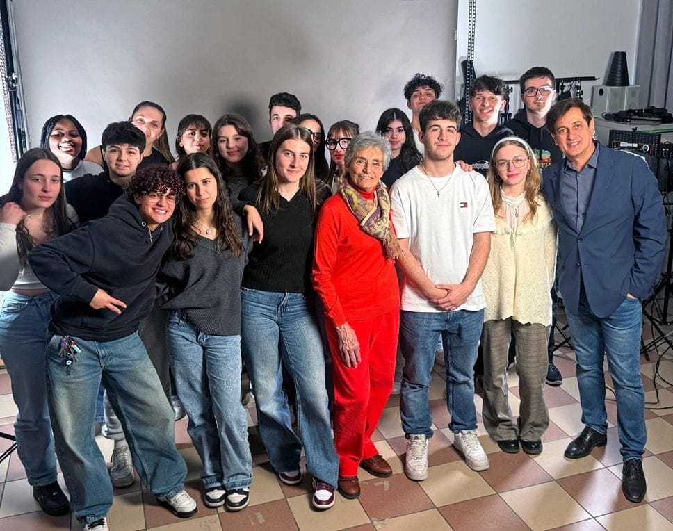 Il progetto «Care for future 2025» per i giovani caregiver nelle scuole superiori ha raggiunto circa 1.000 studenti e 90 docenti, con  interventi in 42 classi