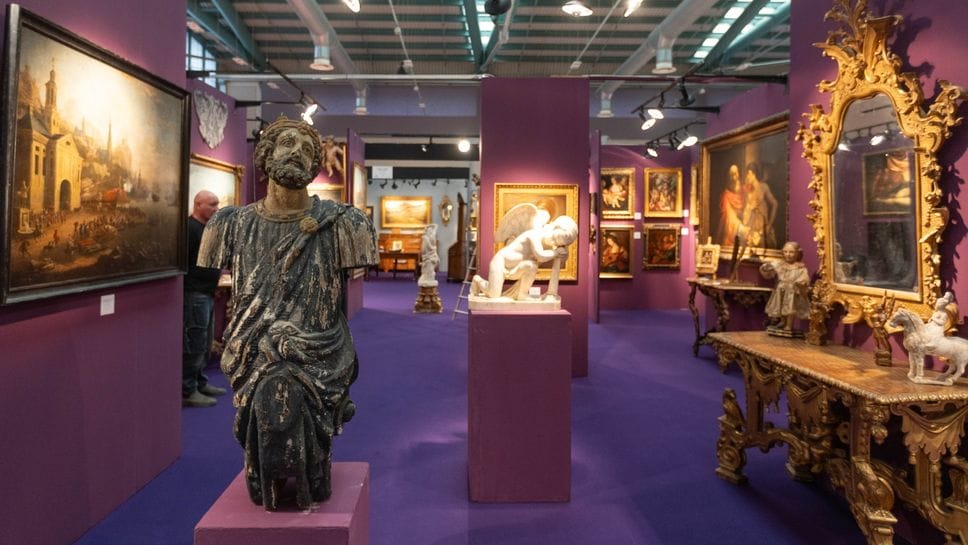 Si è aperta venerdì 16 gennaio alla Fiera di Bergamo la 21ª edizione di Bergamo Arte Fiera (BAF) e la 9ª edizione di Italian Fine Art (IFA)