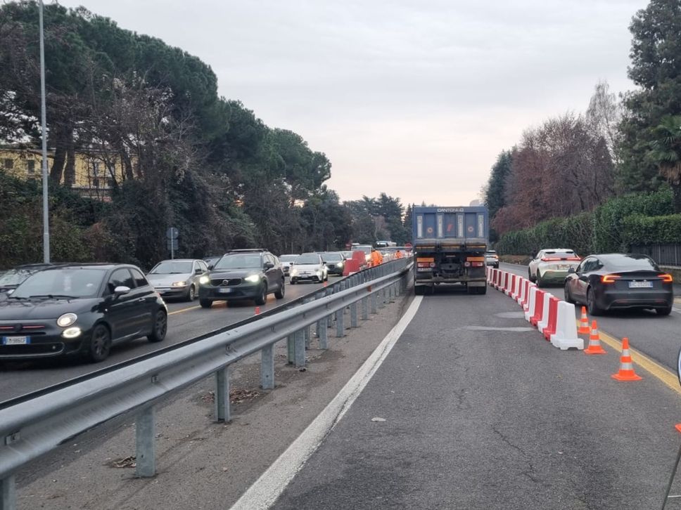Traffico e lavori in mattinata