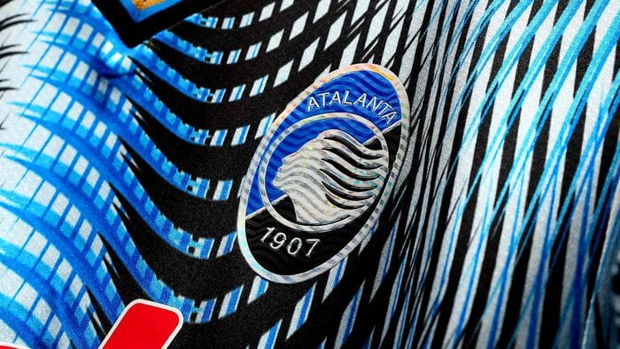 asta benefica maglie atalanta scamacca insidia il primato di de roon da Ecodibergamo.it asta benefica maglie atalanta scamacca insidia il primato di de roon