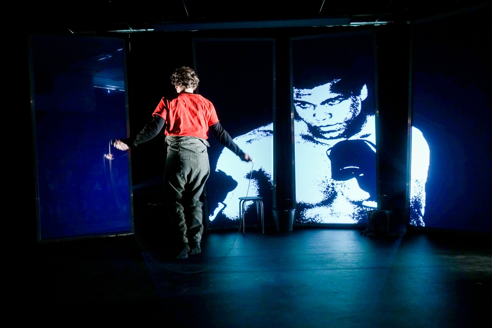 Via da lì. Storia del pugile zingaro