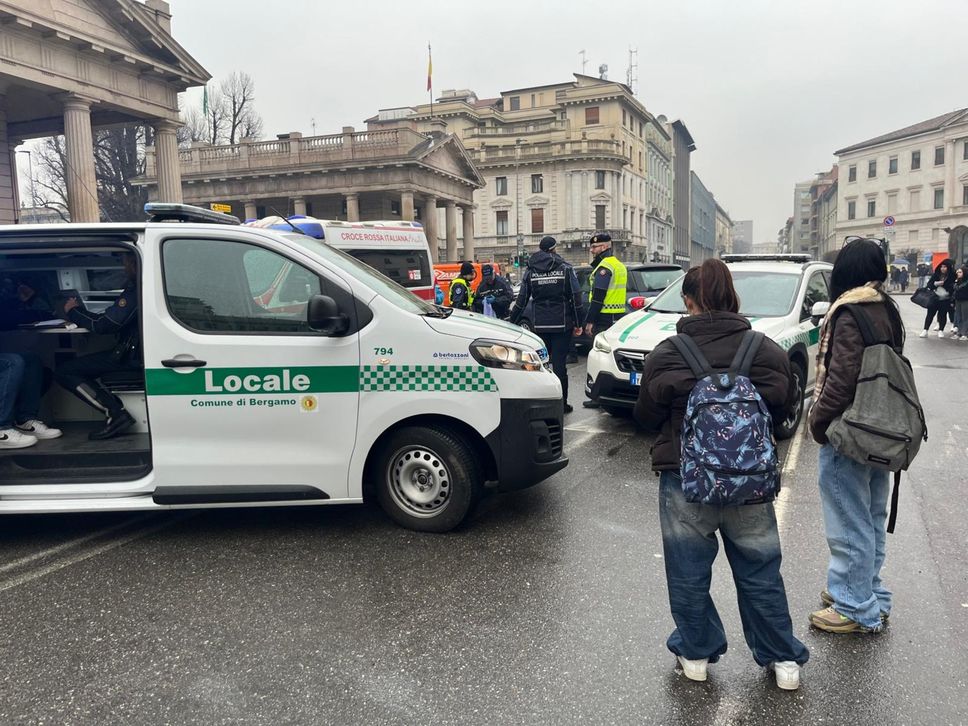 Una foto dell’incidente in Porta Nuova di giovedì 15 gennaio in cui ha perso la vita, un pedone di 60 anni, Francesco Benedetti