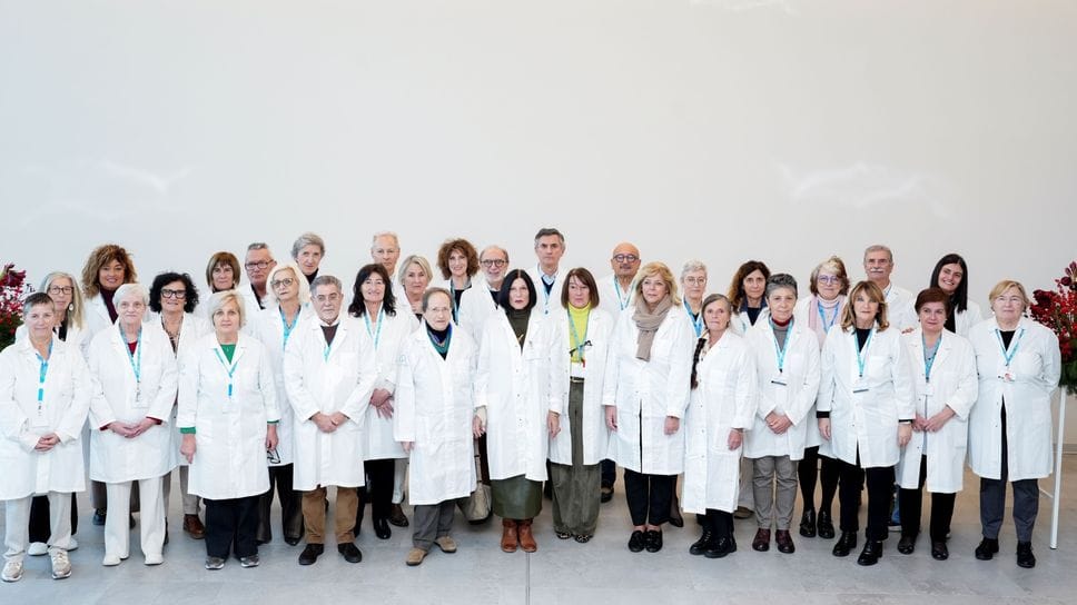 Un gruppo di volontari di «Fondazione Insieme con Humanitas»