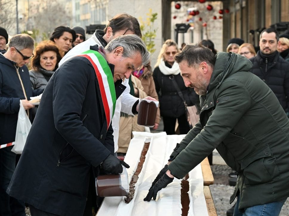 Si prepara la tavoletta da record