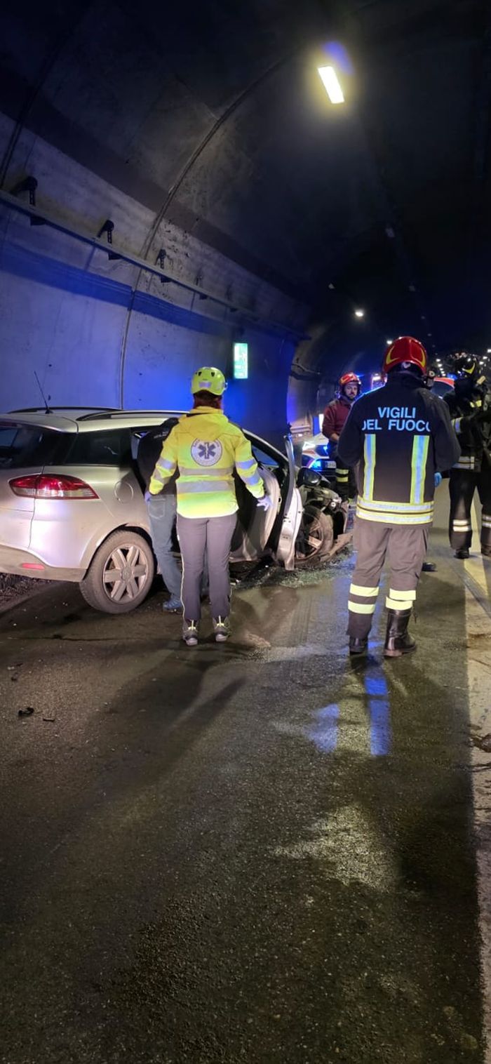 Incidente Costa Volpino