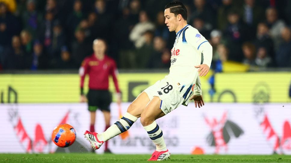 Giacomo Raspadori in azione contro il Pisa: domenica 25 gennaio l’attaccante potrebbe debuttare dal 1’ in nerazzurro a Bergamo contro il Parma