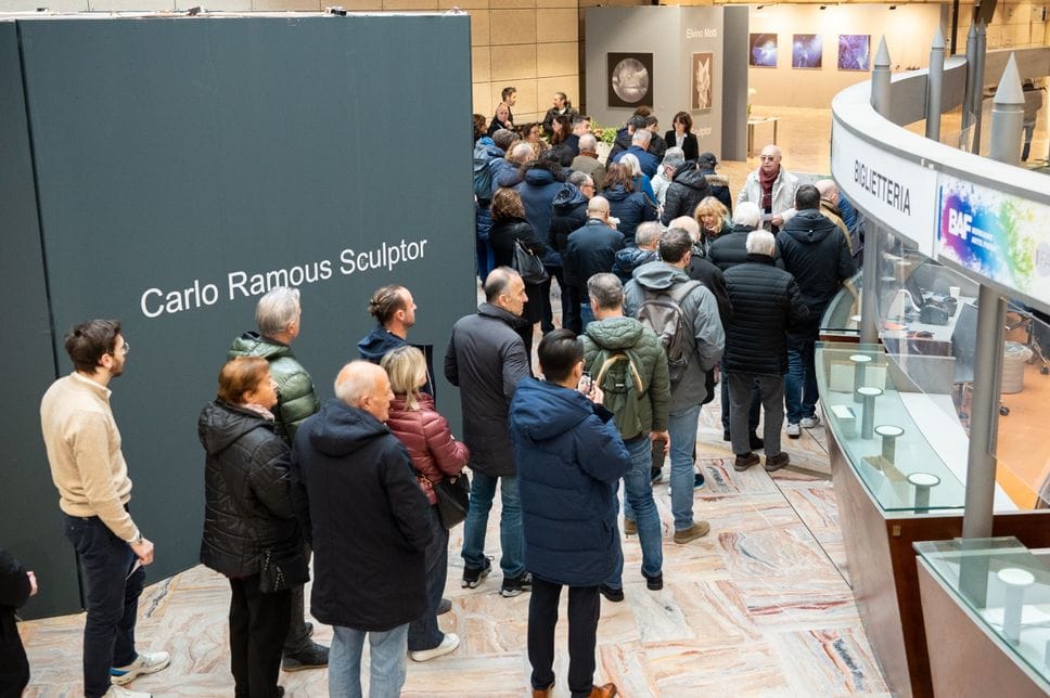 Tra gli stand della fiera di Bergamo