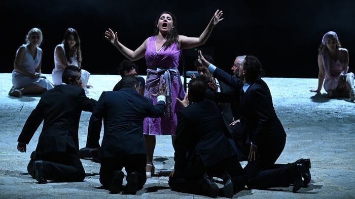 la carmen di bizet venerd236 e domenica al teatro donizetti