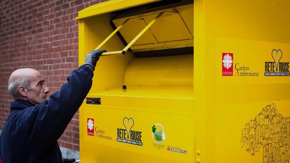 I cassonetti gialli della rete “Dona Valore”