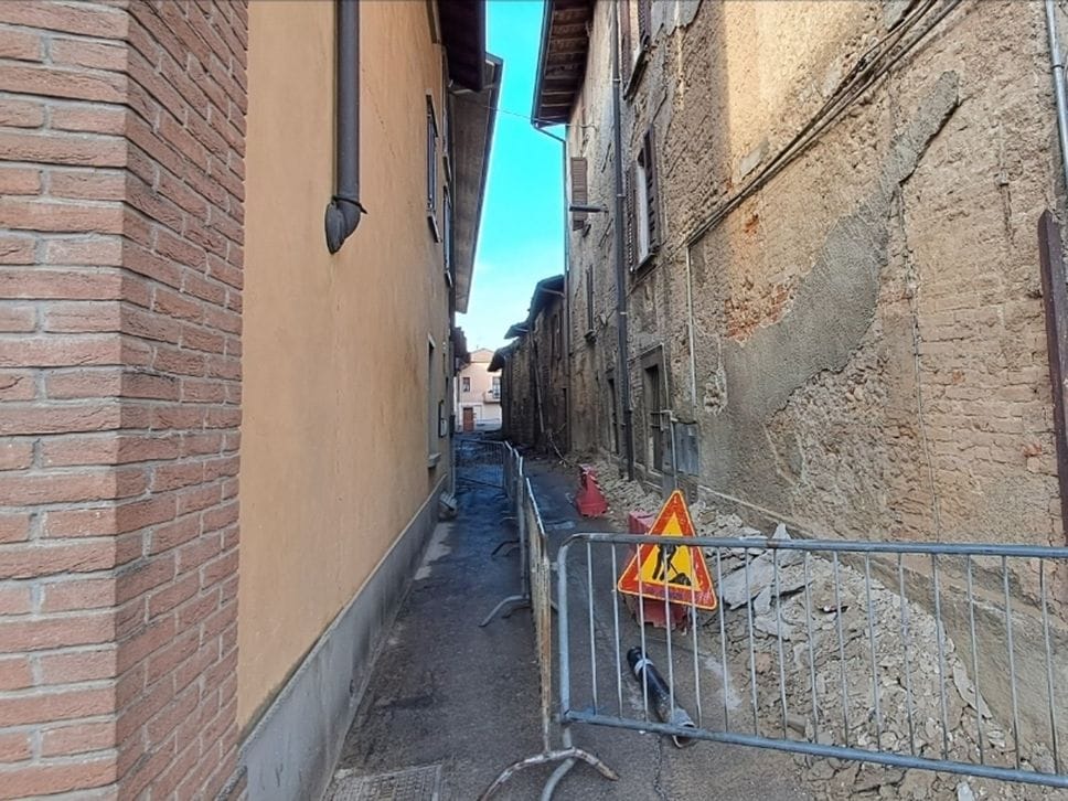 Chiusa via Dante Alighieri