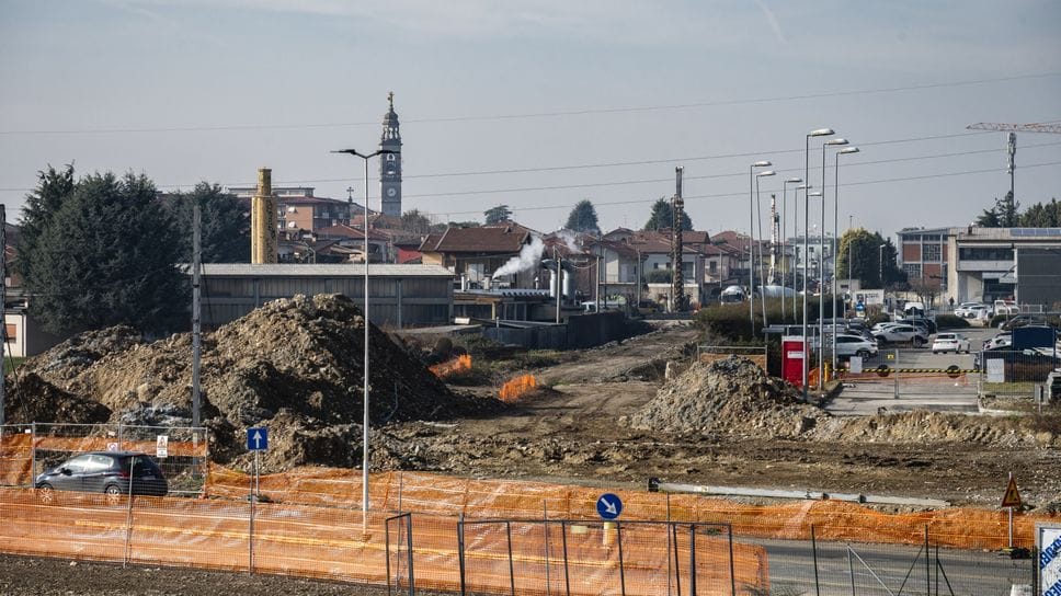 Curno, uno dei fronti aperti nell’ambito del raddoppio ferroviario Bergamo-Ponte