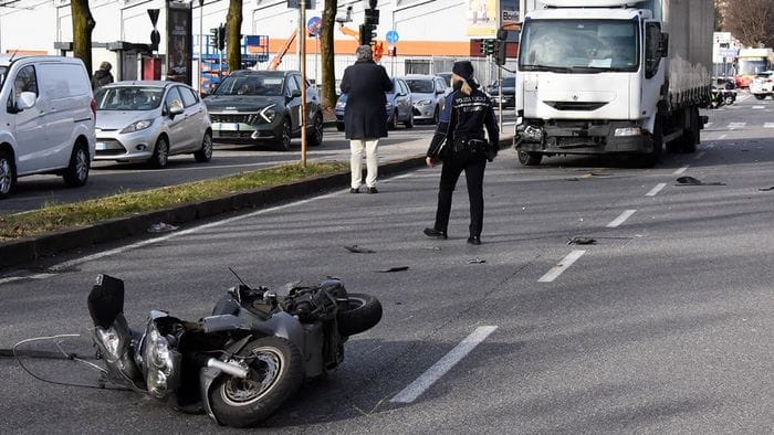celadina muore urtata in moto a 100 metri da casa angela una donna speciale faceva sentire tutti a casa