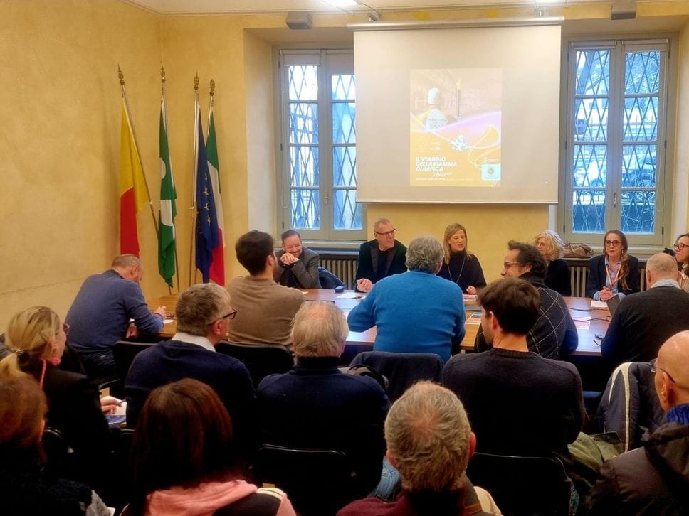 La presentazione della tappa bergamasca della Fiamma Olimpica a Palazzo Frizzoni