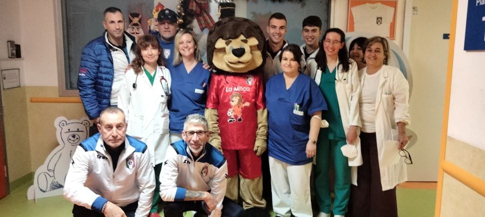 Il leone, la  mascotte de «La  Mitica»