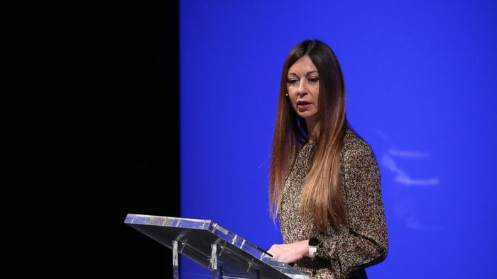 al donizetti ritorna laura pepe con lezioni di storia