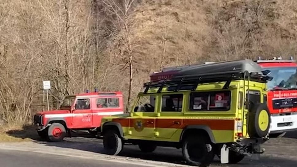 I mezzi dei vigili del fuoco a Taleggio