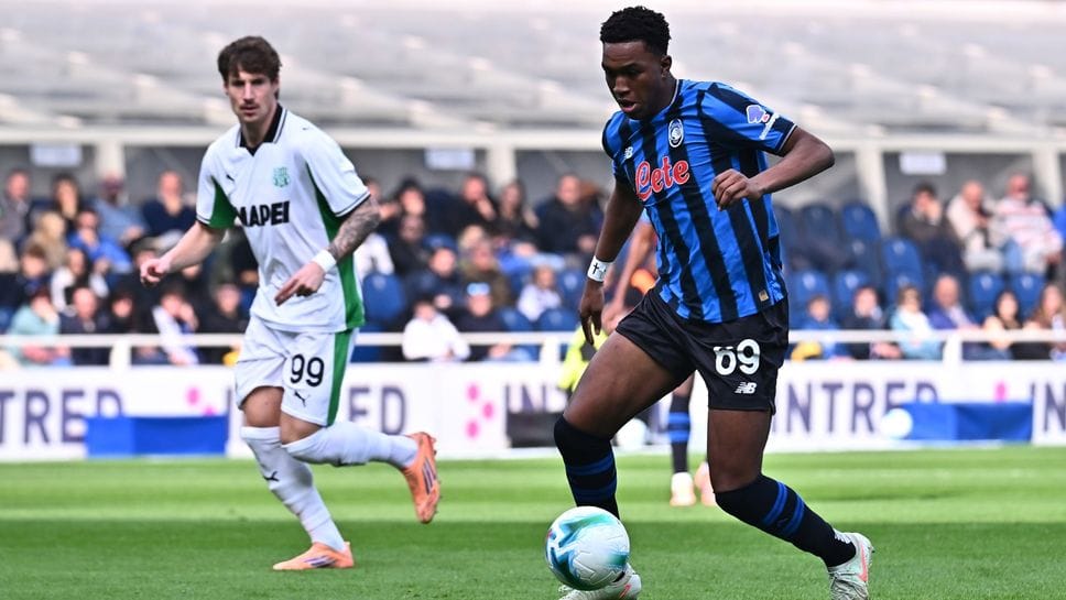 Honest Ahanor, qui in azione contro il Sassuolo, dovrebbe giocare al posto dell’infortunato Kolasinac al Dall’Ara contro il Bologna: i nerazzurri cercano conferme