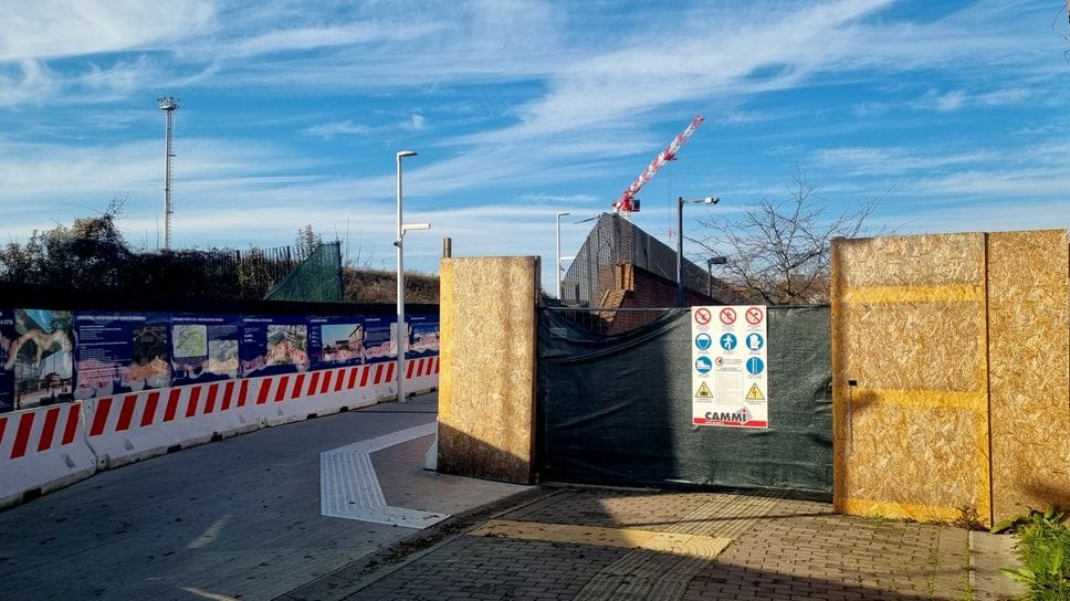 Il passaggio a raso che sostituiva il sottopasso della stazione di Bergamo