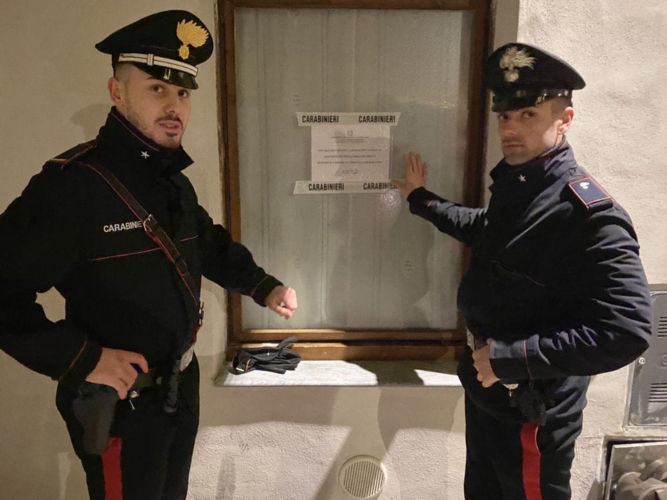 La casa è stata posta sotto sequestro penale