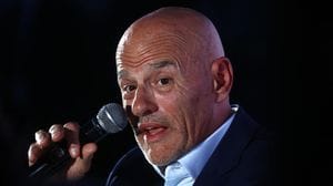 Descalzi, 'Europa dice che gas servirà per poco, ma mina fiducia degli investitori'