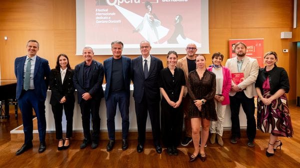 Donizetti Off, l’Opera va in cerca del pubblico con incanti e profumi