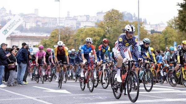Da Bergamo a Como: il francese Paul Seixas vince il Giro di Lombardia