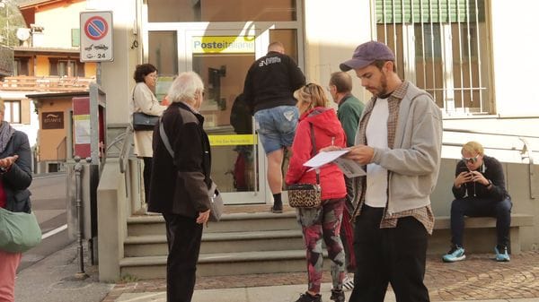 Ammanchi sui conti delle Poste di Rovetta: Un uomo: «Spariti 10mila euro, mi servivano per l’affitto»