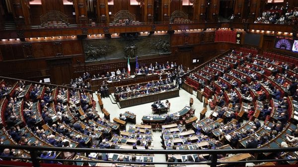 Fatta la legge, conflittuali come al solito