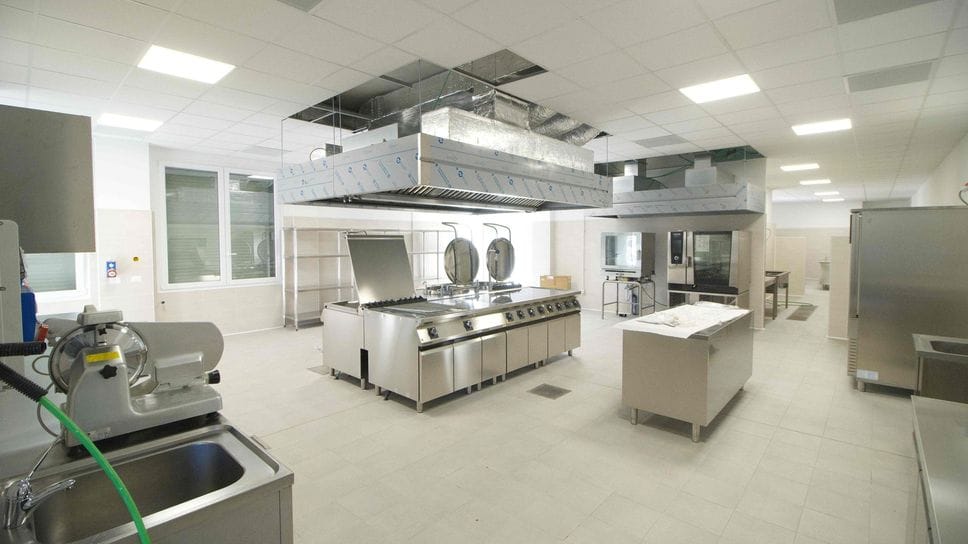 Nuova cucina al Patronato: mille pasti per i poveri