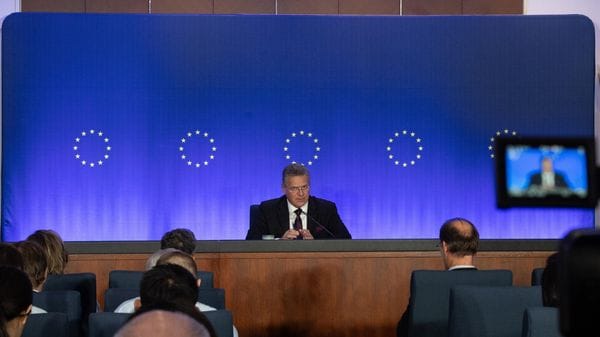 Auto, l’unità e la forza che servono