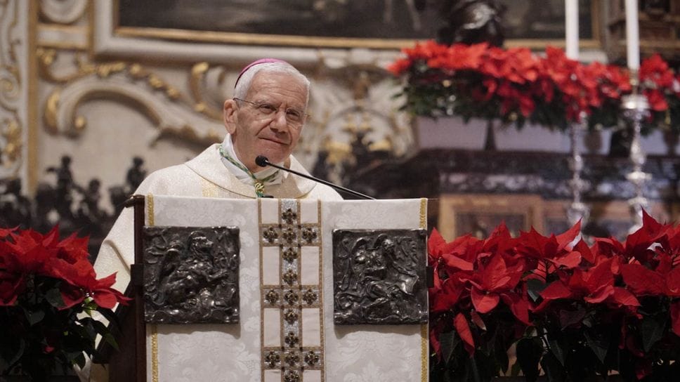 Il Vescovo Beschi cittadino onorario, sì unanime del Consiglio comunale: «Legame forte con Bergamo»