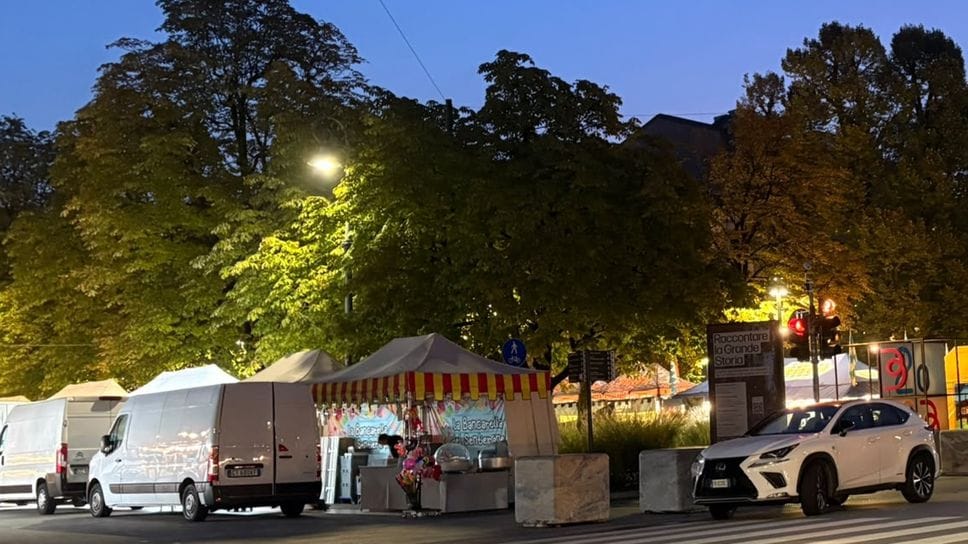 Mercatanti in Fiera, tutto pronto: gli stand sul Sentierone fino a domenica - Tutte le info