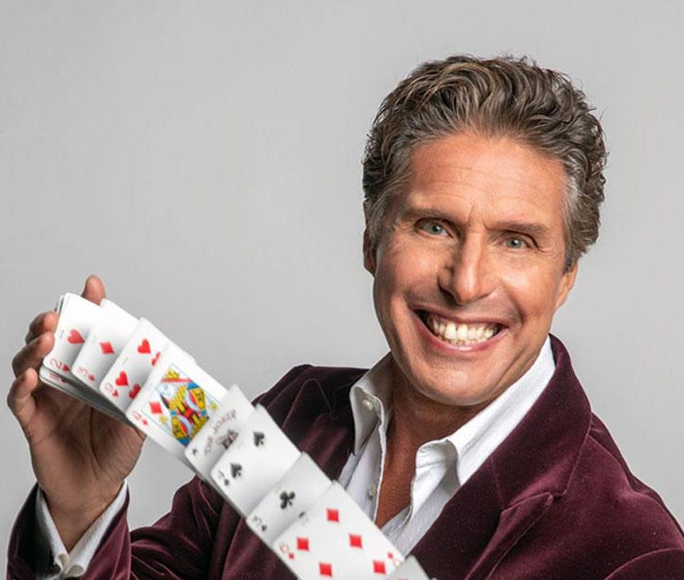 Una serata di magia e cabaret a Bergamo con Raul Cremona