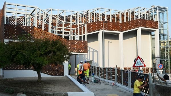 Boccaleone, ultimi controlli per la passerella: rinviata l’apertura