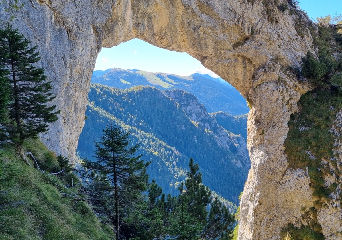 La bellezza solenne dell’arco del Pegherolo